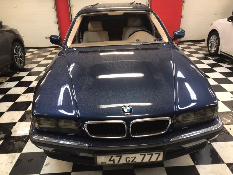 Замена лобового стекла BMW 7-Series