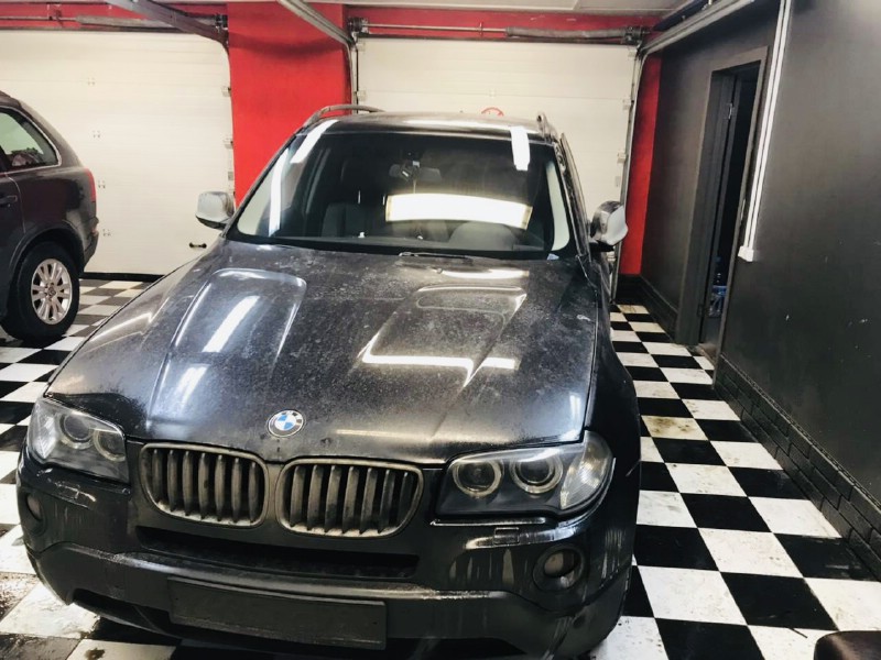 Замена лобового стекла BMW X3 E83