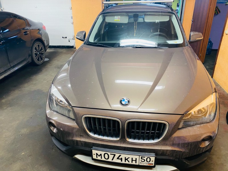 Замена лобовое ветрового стекла BMW X1 (E84)