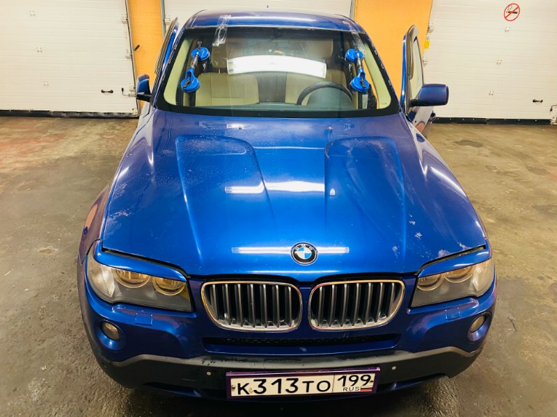 Замена лобовое ветрового стекла BMW X3 I (E83)
