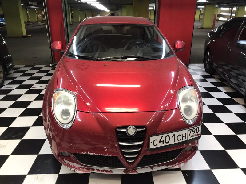 Замена лобового стекла Alfa Romeo Mito
