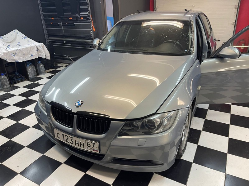 Замена лобового стекла BMW 3-Series