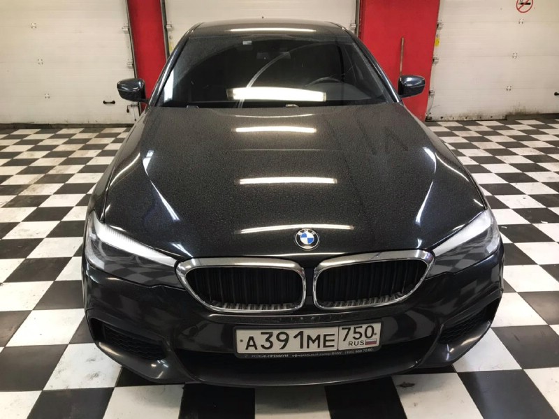 Замена лобового стекла BMW 5-Series