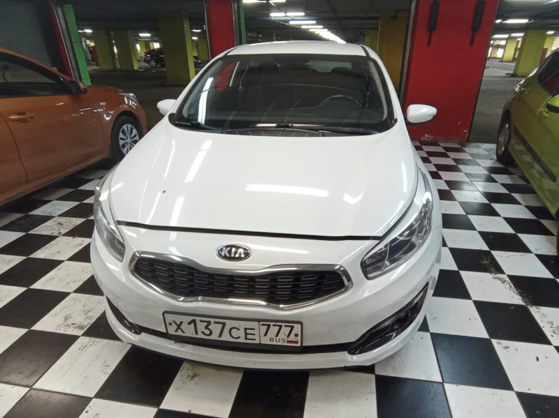 Замена лобового стекла Kia Ceed