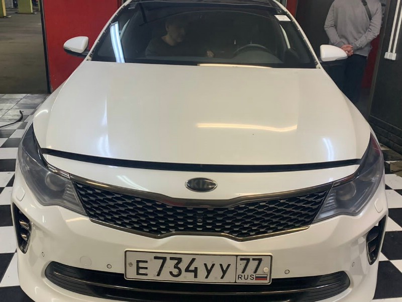 Замена лобового стекла Kia Optima