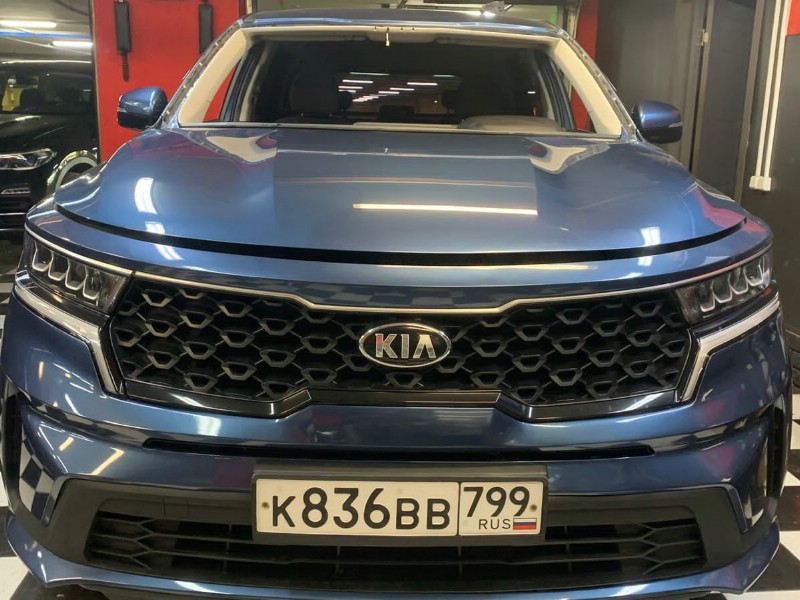 Замена лобоовго стекла Kia Sorento