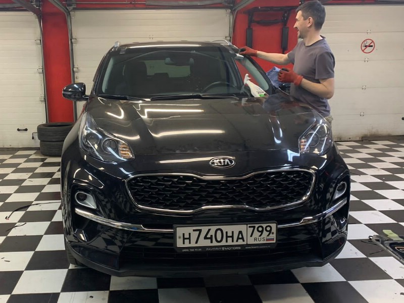 Замена лобового стекла Kia Sportage