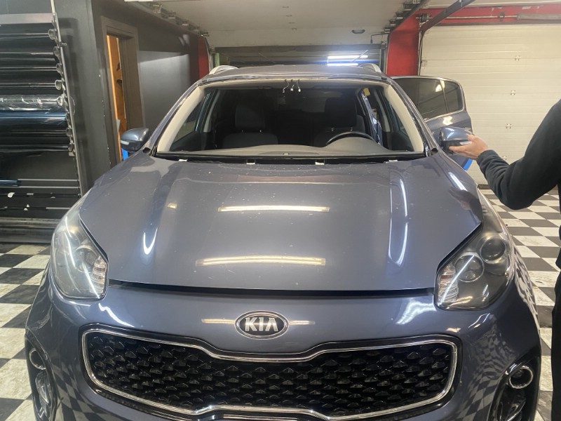 Замена лобоовго стекла Kia Sportage