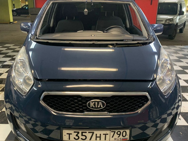 Замена лобового стекла Kia Venga