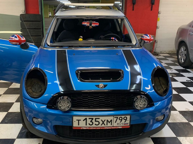 Замена лобового стекла Mini Cooper Clubman