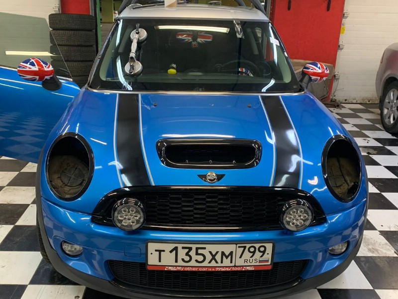 Замена лобового стекла Mini Cooper Clubman