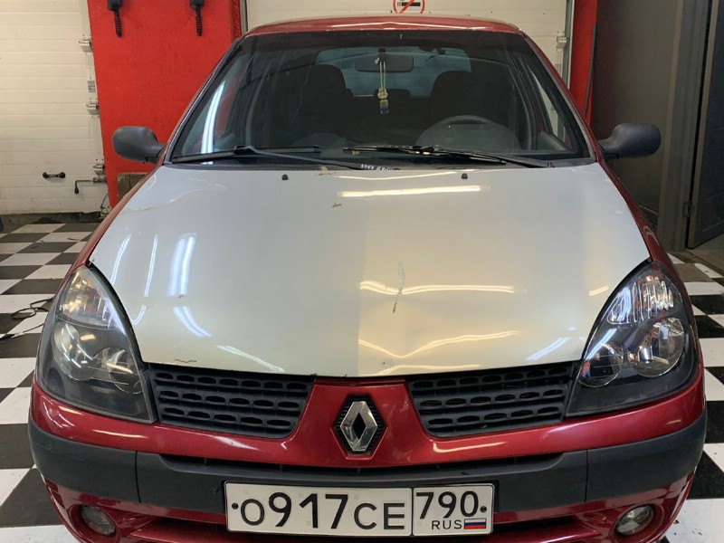 Замена лобового стекла Renault Clio
