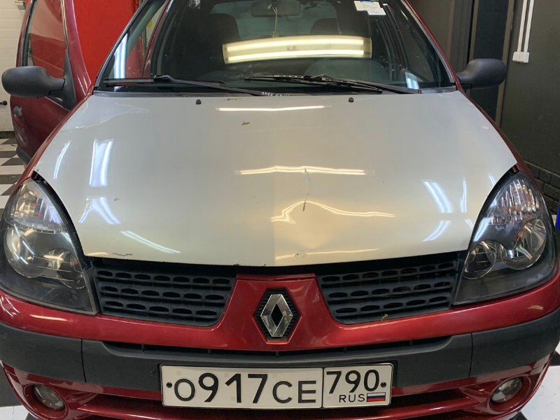 Замена лобового стекла Renault Clio