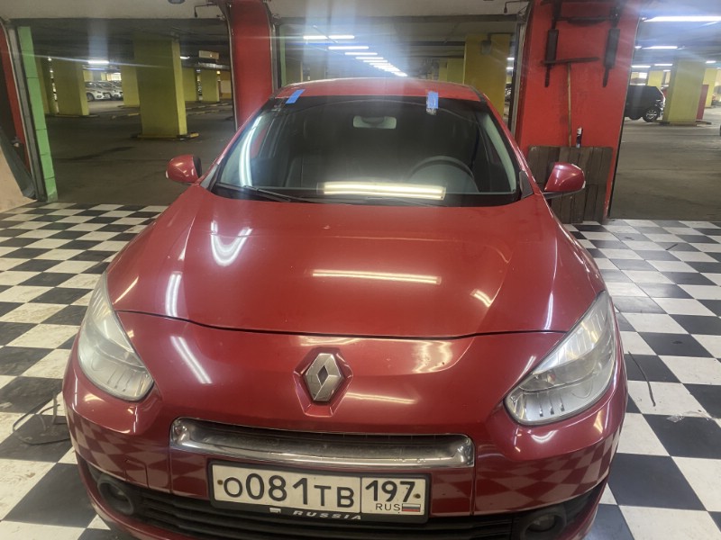 Замена лобоовго стекла Renault Laguna